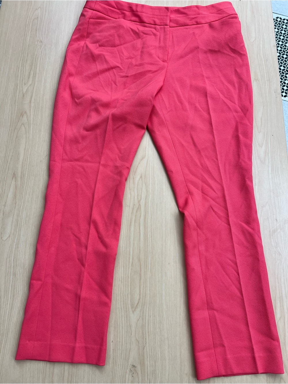 Tahari Coral Straight-Leg Ponte Trousers